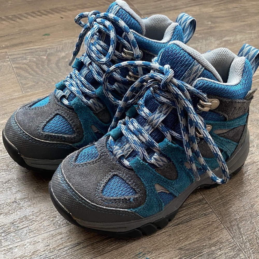 L.L. Bean Hiking Boots (11T)
